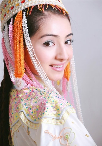 xinjiang people beautiful